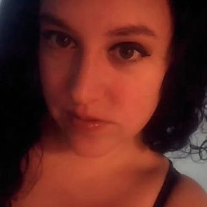 Meet your Posher, Lynette